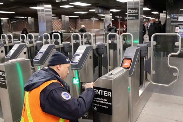 New MTA gates can’t hit real cause of farebeating: pro-crime Democrats