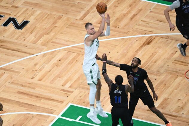 Celtics hit Mavericks with record-setting first quarter, hold on to win Game 1 107-89