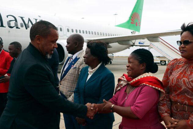 Soldiers in Malawi search for missing military plane carrying vice president and former first lady