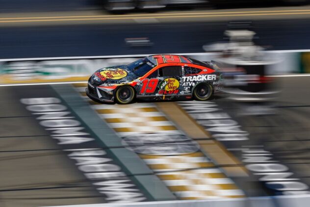 Truex: Sonoma repave like "running qualifying laps every lap"