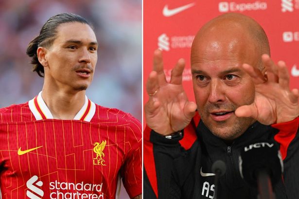 Arne Slot delivers emphatic Darwin Nunez statement as Liverpool boss confirms private discussion