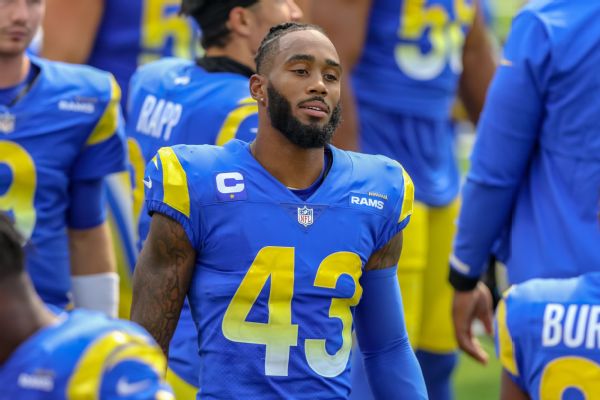 Defensive back Johnson III agrees with Rams