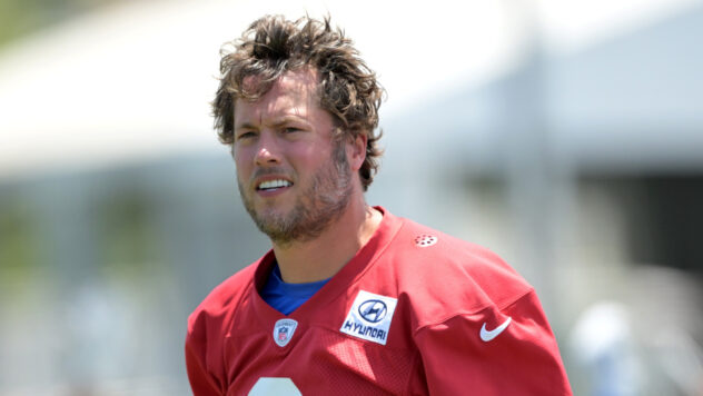 QB Matthew Stafford's reworked contract seems like a win for Rams